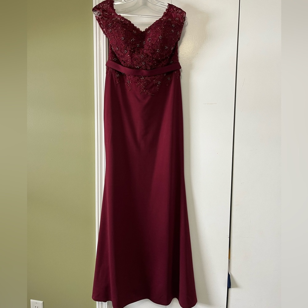 Wine Red Mother-of-the-Bride Dress